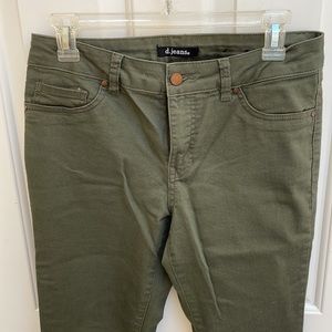 LAST CHANCE BEFORE DONATING!!d.jeans olive colored jeans